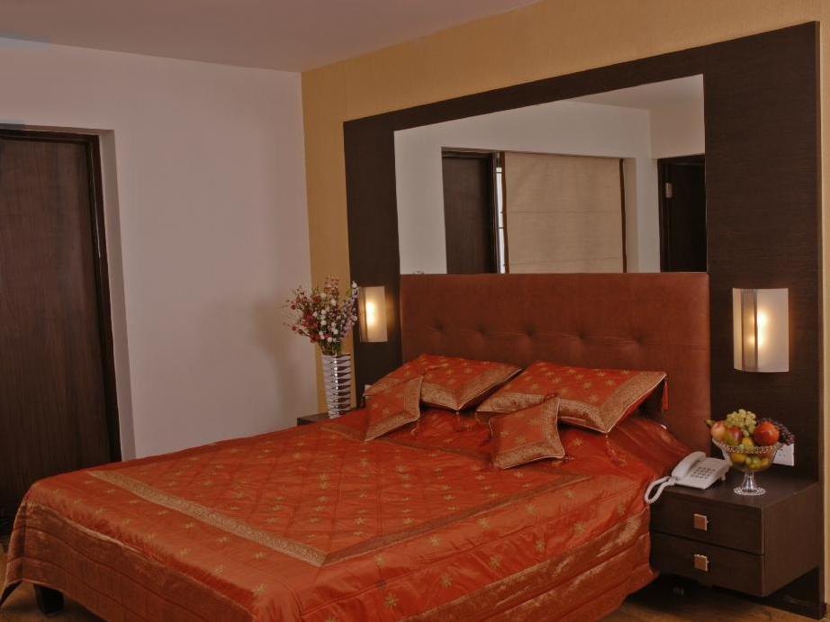Arpanaa Hotel Tiruvannāmalai Exterior foto